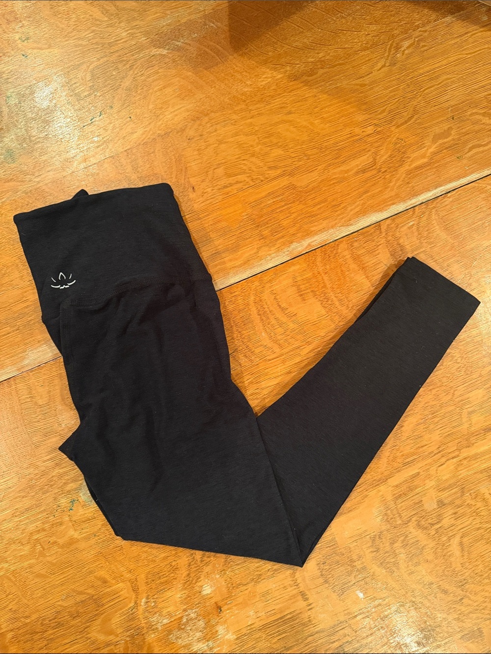 Women's Beyond Yoga Spacedye Caught in the Midi Leggings in Darkest Night - Picture 2 of 2